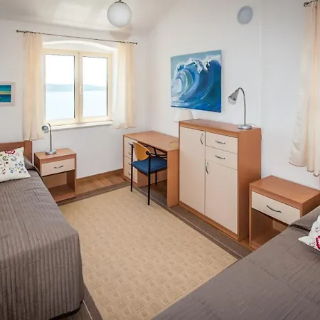 Nautilus-bay Steinhaus Im Dorf Von Fuer 2-7 Personen, 3 Schlafzimmer * Zavala